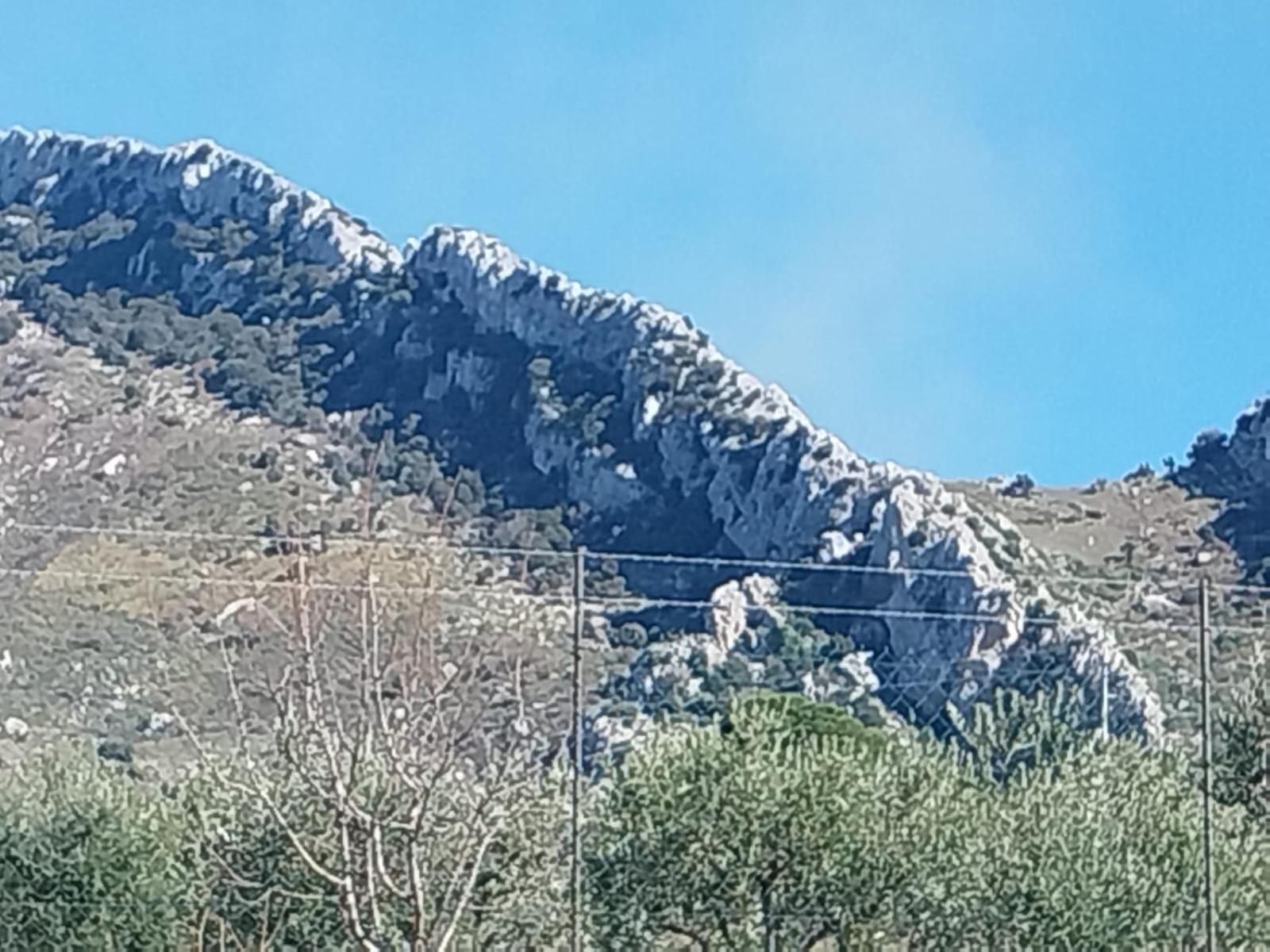 Casa Lachesi Caccamo エクステリア 写真